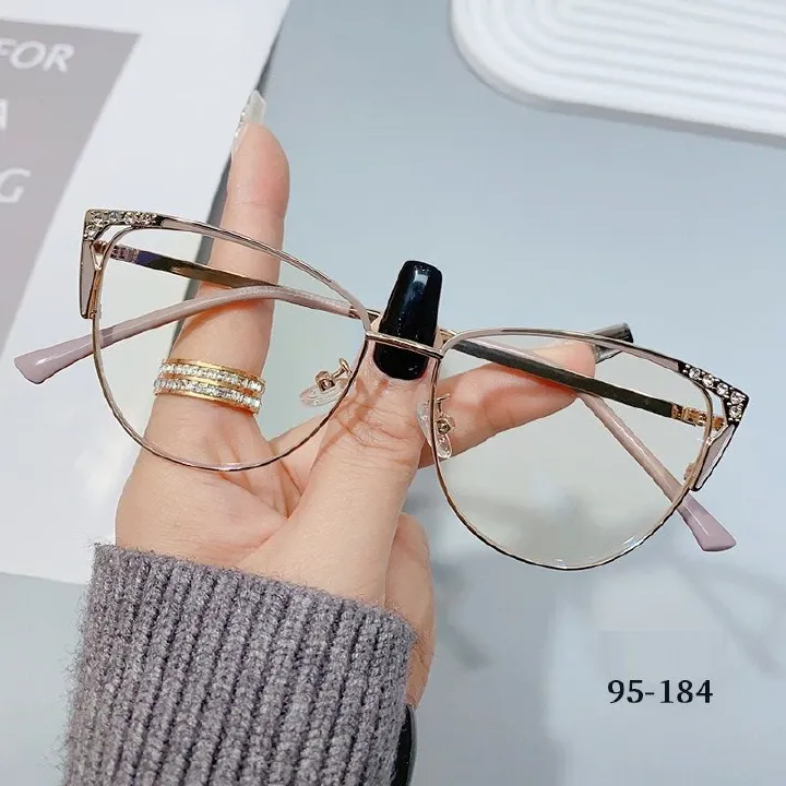 Cat Eyes Frames Fashion Anti Blue Light Anti Blue Light Photochromic Glasses Trendy Metal Frame Women Designer Eyeglass 1PC