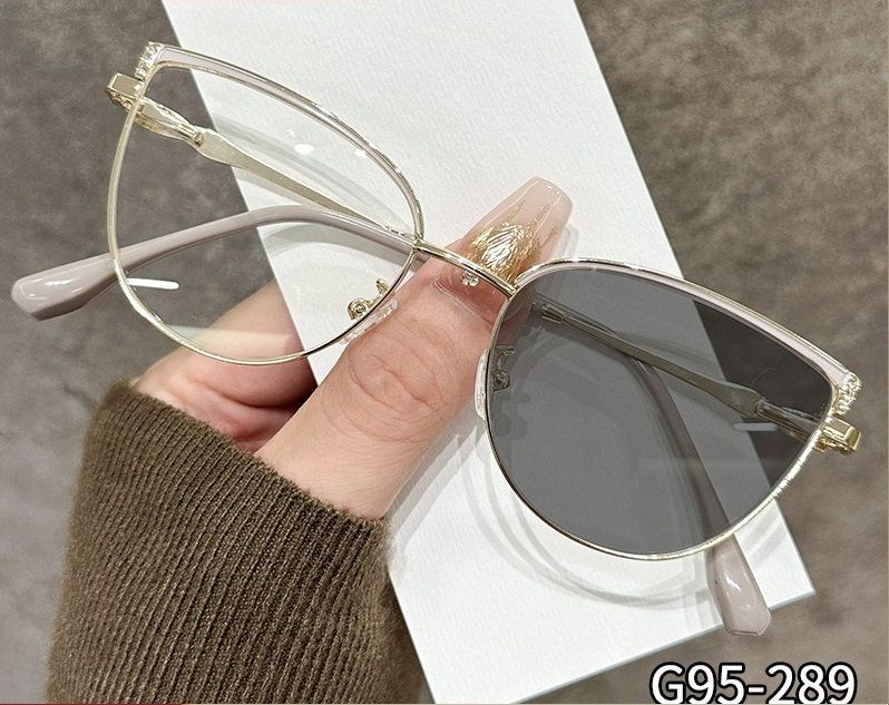 2025 Photochromic Glasses Man New Design High Quality  Optical Frames  Glasses Computer Glasses Unisex Spectacles Computer Goggles 1PC