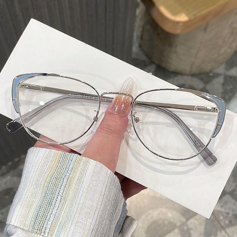 148 Luxury Cat Eye Women's Eyeglass Frame Fashion Metal Cateye Clear Lenses Glasses Vintage Transparent Optical Spectacle 1PC