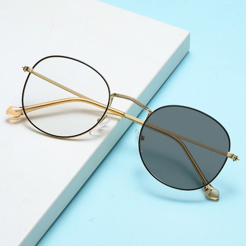High Quality Fashion Retro Anti Blue Light Blocking Glasses Photochromic Eyeglasses Photochromic Glasses Kacamata Photocromic 1PC