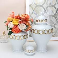 Stylish White & Gold Ceramic Vase – Eye-Catching Decor Piece for Living Rooms & Offices (37 x 21 cm)