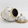 Classic Meets Chic: White & Gold Ceramic Vase – A Luxurious Touch for Modern Interiors