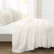 Ultimate Comfort Bedding Set – Fluffy Duvet, Warm Fleece Sheet & 4 Soft Pillowcases