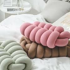 Knot Throw Pillow Velvet Material