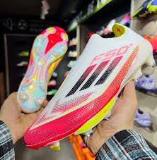 ORIGINAL F50+ FG ELITE SOCCER CLEATS, LACELESS F50+ FOOTBALL BOOTS