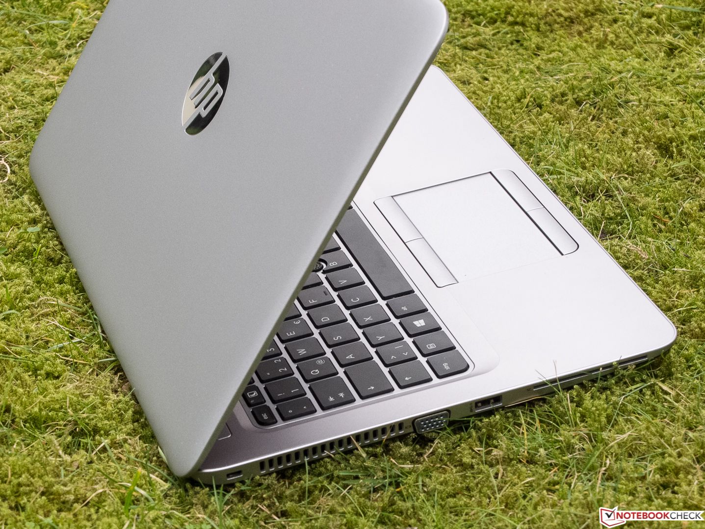 Experience smooth and reliable performance– HP Elitebook 840 G3 core i5 6th Gen | 8GB ram | 256 SSD | 14 inches built to keep up with your day-to-day needs.