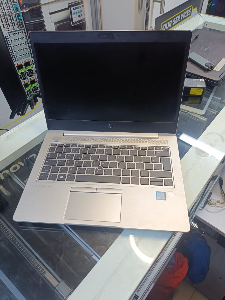 HP EliteBook 840 G5 sleek, high-performance ,speed, security, and style Laptop. Powered by an Intel Core i5 processor,7th generation, 8GB of DDR4 RAM, and a fast 256GB SSD/14 INCHES.