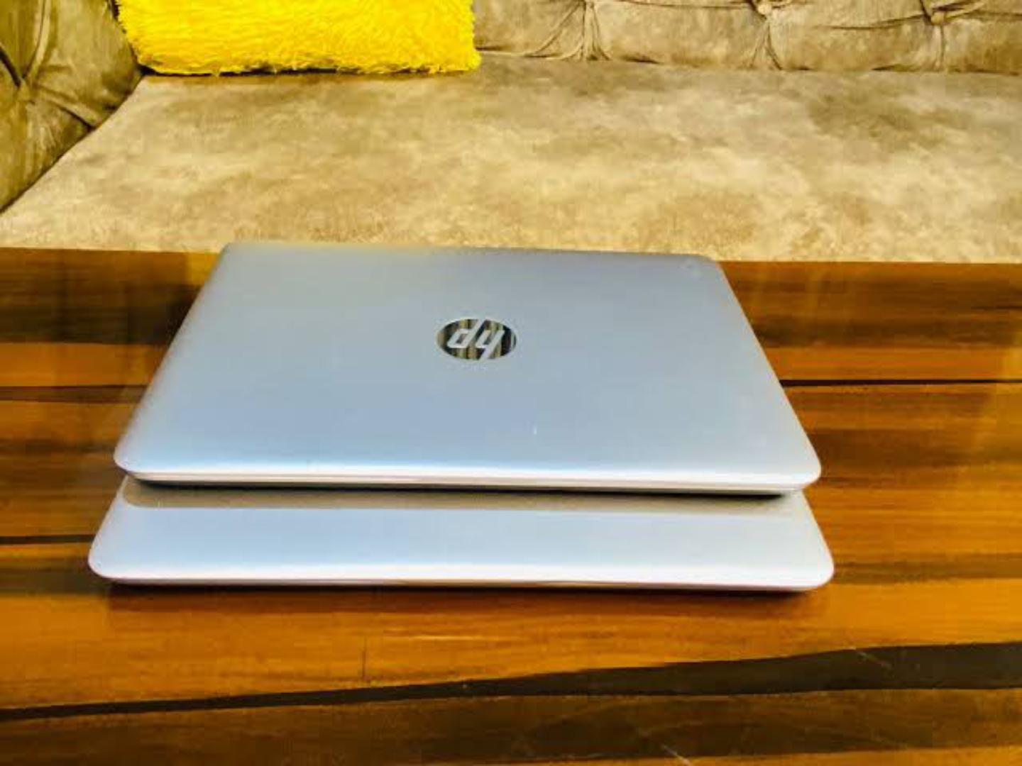LIGHTWEIGHT LAPTOP HP ELITE-BOOK 820G3 6TH GENERATION INTEL CORE I5 8GB RAM MEMORY 256GB SSD WITH ACTIVATED WINDOWS 10/11 AND OFFICE 2021 ,AND EXCELLENT BATTERY CAPACITY