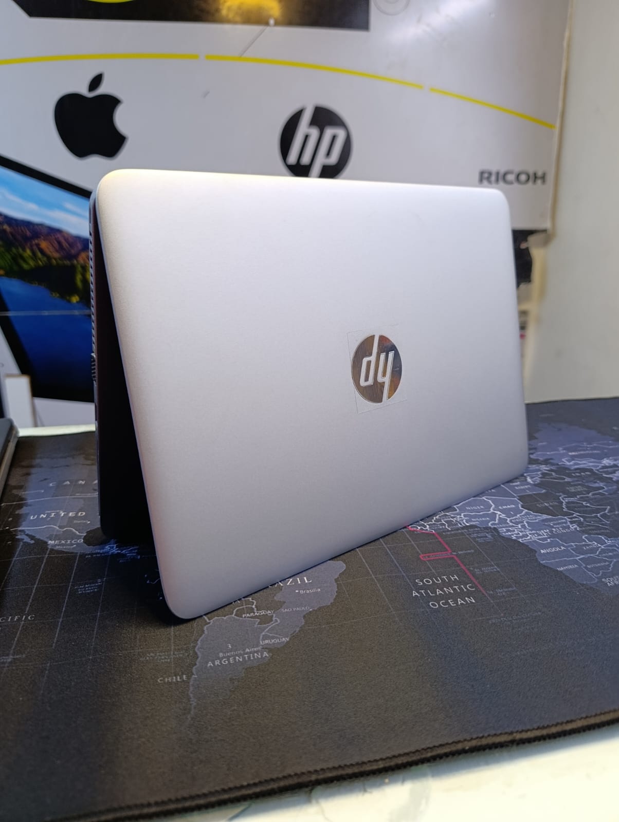 LIGHTWEIGHT LAPTOP HP ELITE-BOOK 820G3 6TH GENERATION INTEL CORE I5 8GB RAM MEMORY 256GB SSD WITH ACTIVATED WINDOWS 10/11 AND OFFICE 2021 ,AND EXCELLENT BATTERY CAPACITY