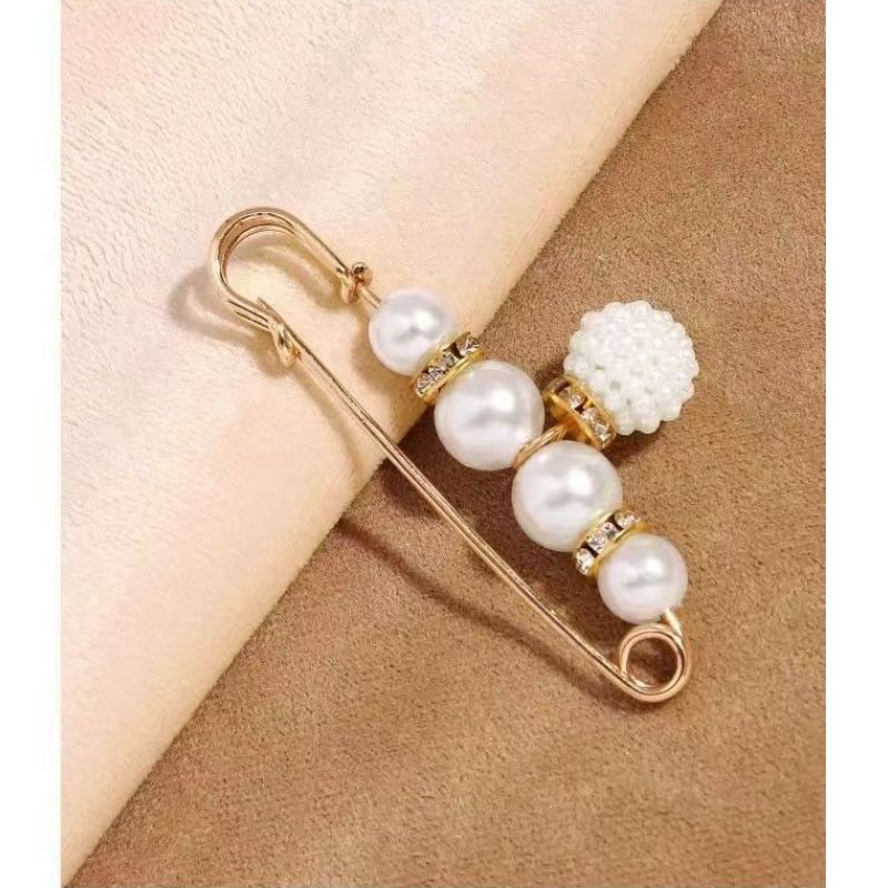4PCS Multi-purpose Multi-function Imitating Pearl Pin Jewelry, Waist Reduction,pearl Brooch Fixed Girth,decorating Various Clothes/trousers/shirt/dress/sweater/shawl/pant /scarves/jackets/hats/handbag