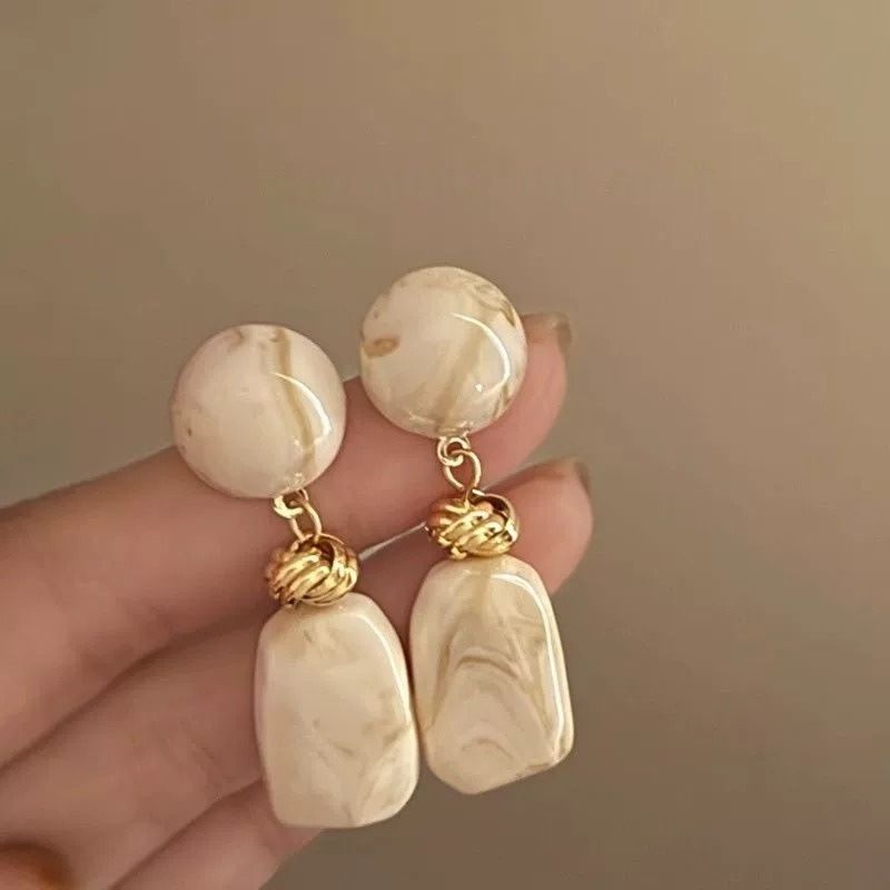 French Vintage Irregular Gradient Geometric Earrings | Niche Designer Style, Warm Tone Elegant Jewelry for Women