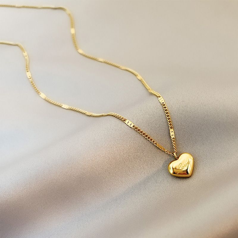 Love heart necklace, gold pendant necklace, women's collarbone chain, minimalist jewelry, simple elegant necklace, spring summer accessory