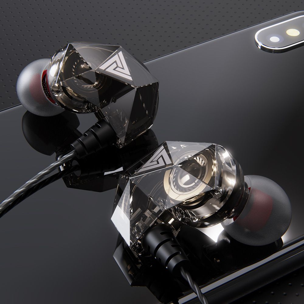 QKZ AK2 In-Ear Headphones High-Fidelity Sound with Ergonomic Design Universal 3.5mm Audio Jack Wired Earphone QKZ Original Earphones Wire Control Monitor Dynamic Driver Deep Bass Sports Earbuds