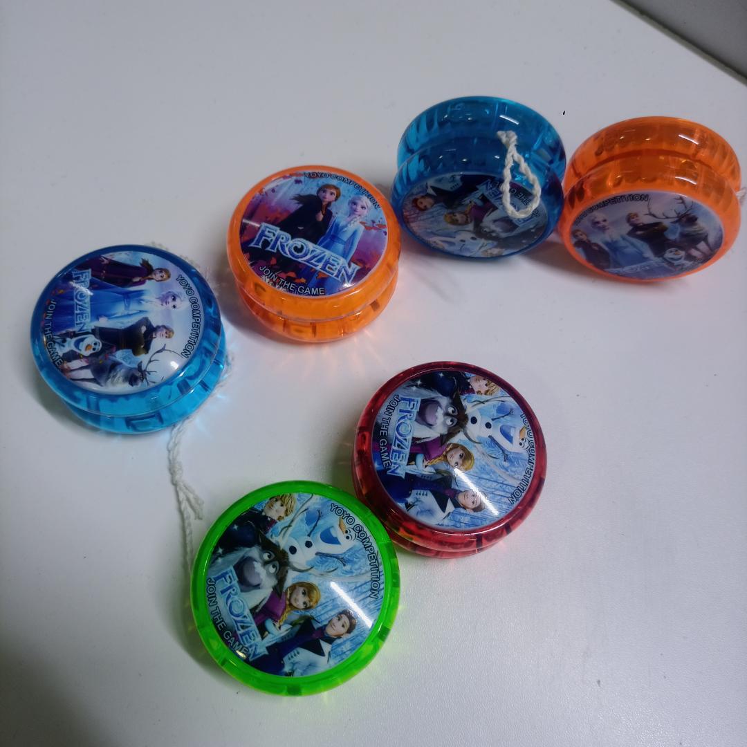 Frozen-Themed Yo-Yo Toy for Kids - LED Light Up, Durable Plastic, Fun Outdoor & Indoor Play