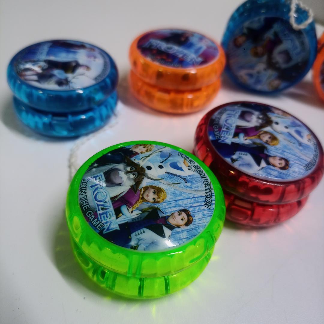 Frozen-Themed Yo-Yo Toy for Kids - LED Light Up, Durable Plastic, Fun Outdoor & Indoor Play