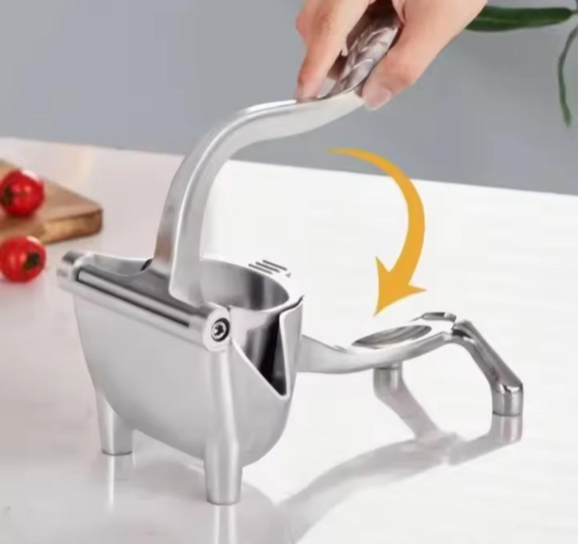 Aluminium manual juice squeezer, juicer Metallic manual juicer Manual Juice Squeezer Aluminum Alloy Hand Pressure Orange Juicer Pomegranate Lemon Squeezer Kitchen Accessories Fruit Tool.