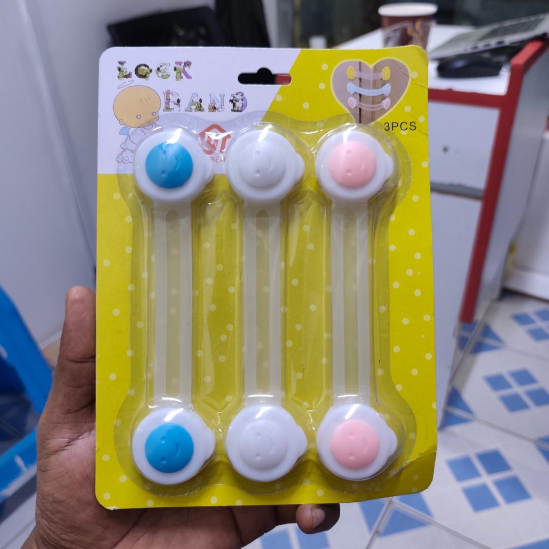 3pcs child safety cabinet locks, fridge safety locks, drawer locks, Child Safety Cabinet Lock Baby Security Protector Door Fridge Blockers Plastic Lock for Cupboards Childproof