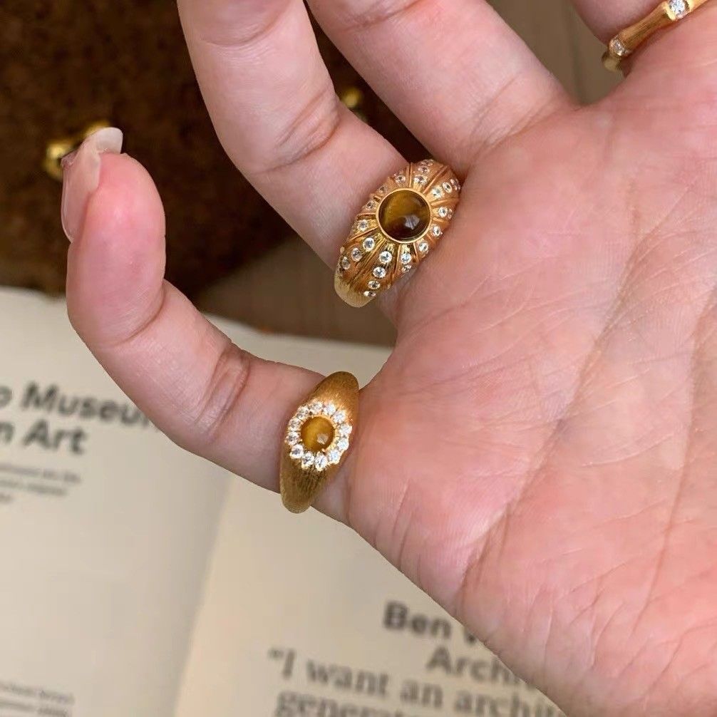 Retro Middle Ancient Style Brushed Tiger Eye Stone Micro Inlaid Zircon Ring for Women, Light Luxury, Niche, High End, Versatile New Product Jewelry