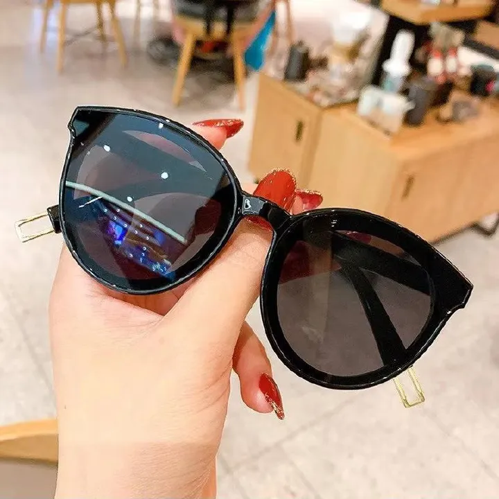 New 2024 Kids Sunglasses Vintage Square Boy Girl Fashion Baby Goggles Children Sun Glasses UV400 Eyewear
