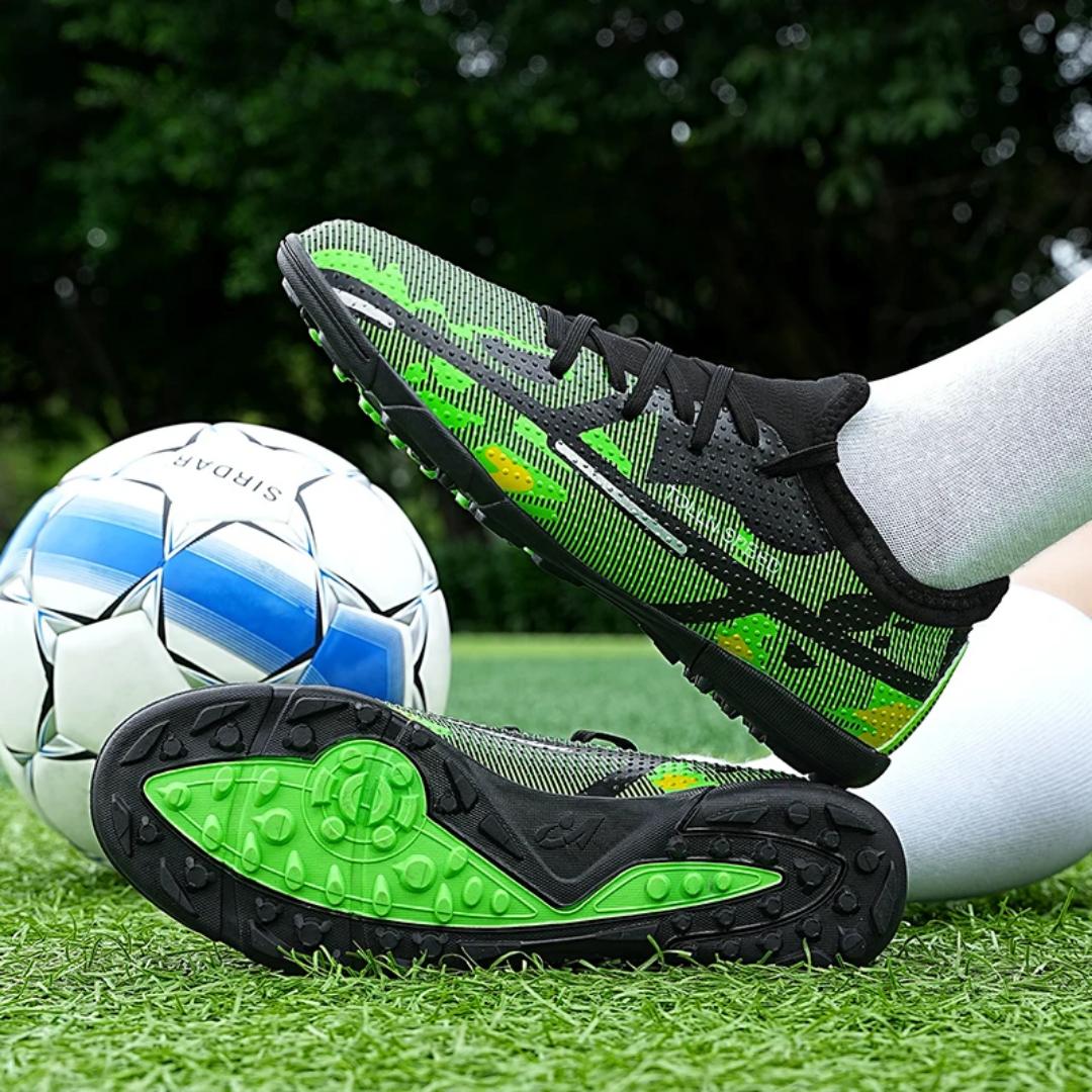 HIGH QUALITY FOOTBALL/SOCCER TRAINER BOOTS