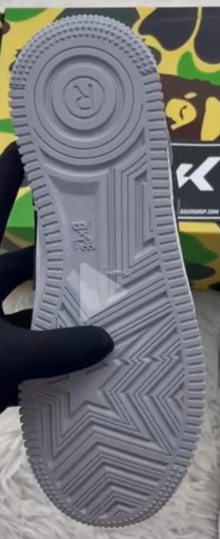 BAPESTAR SNEAKERS -GREY & BLACK