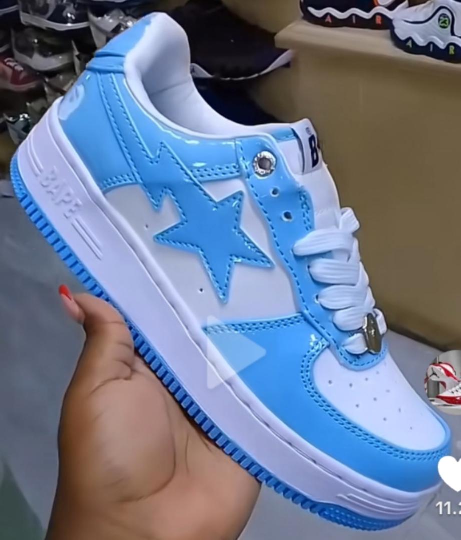 BAPESTAR SNEAKERS - Light Blue & White