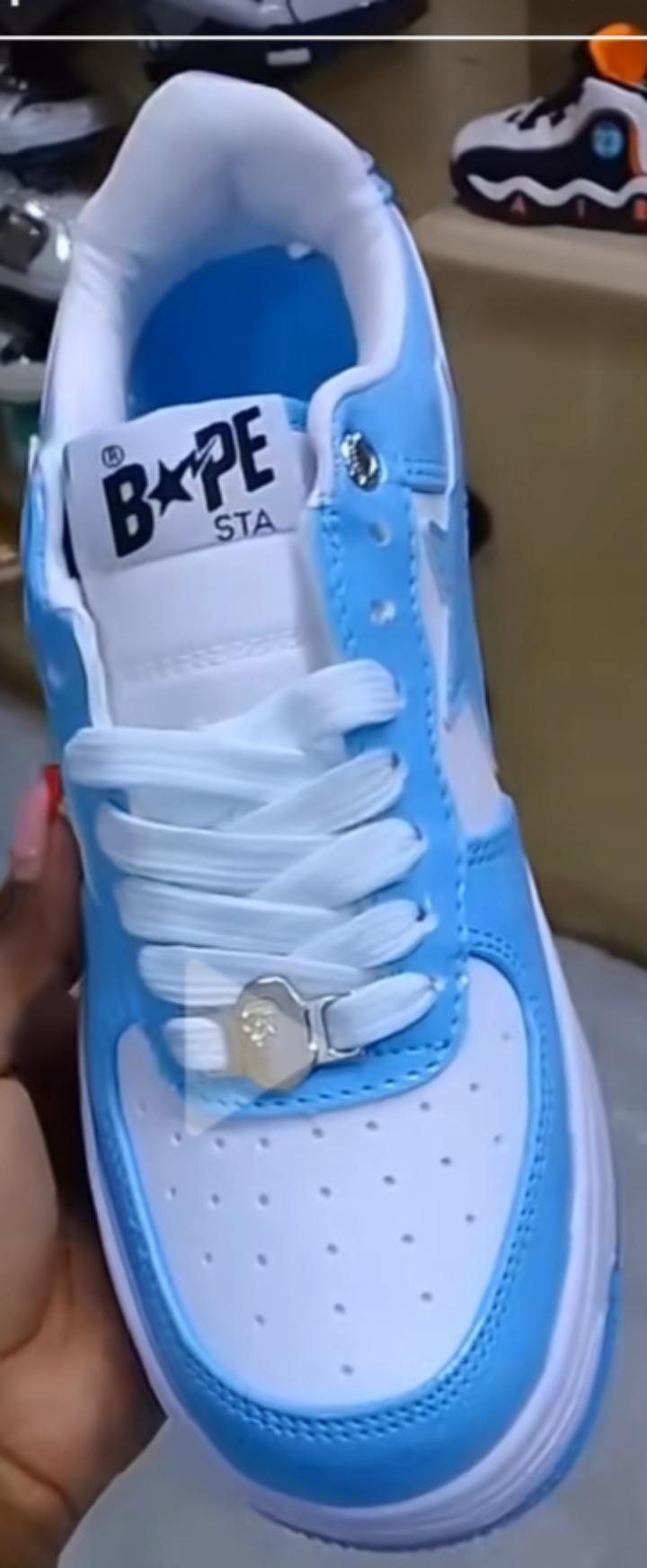 BAPESTAR SNEAKERS - Light Blue & White