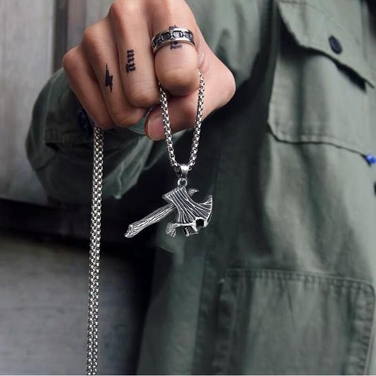 60CM European and American Hip-hop Retro Titanium Steel Necklace, Stainless Steel Ghost Head Ax Necklace, Titanium Steel Pendant Tomahawk Domineering