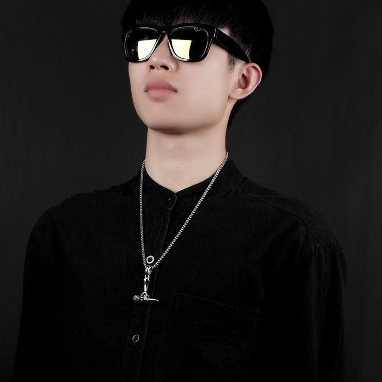 Fashion Accessories > Jewelry > Men Jewelry > Necklaces > Fashion60CM New Stainless Steel Jewelry Creative Male And Female Singer Holding Microphone Microphone Necklace Rock And Roll Hip-hop Necklace