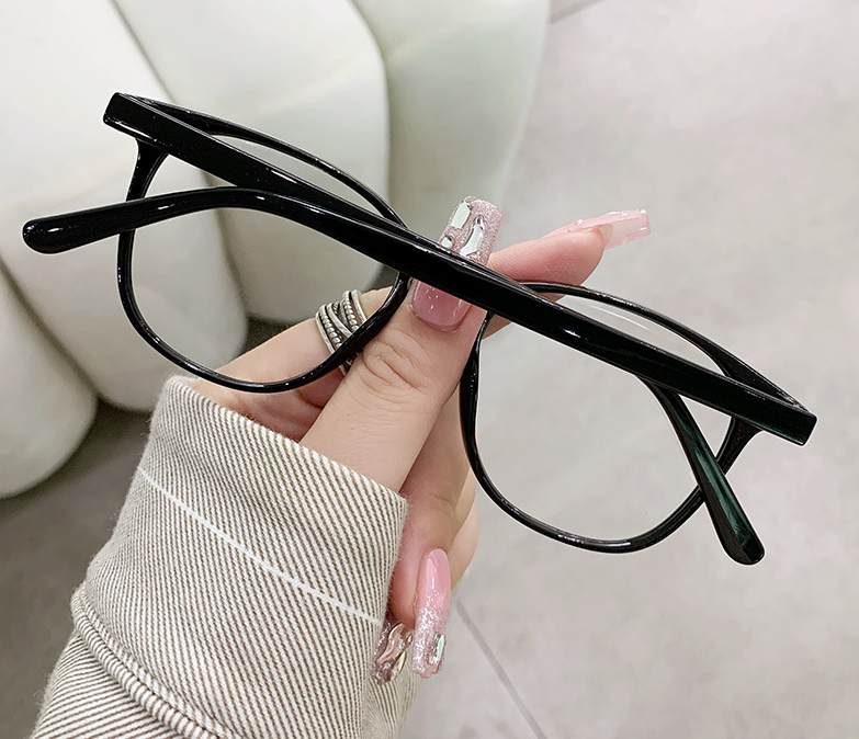 Color-changing Anti-blue Glasses European And American Retro Trendy Frame｜Smart Photosensitive Goggles｜Same Model｜Anti-fatigue And Radiation Protection｜24-hour Fashion Shield｜Sunglasses & Eyewear