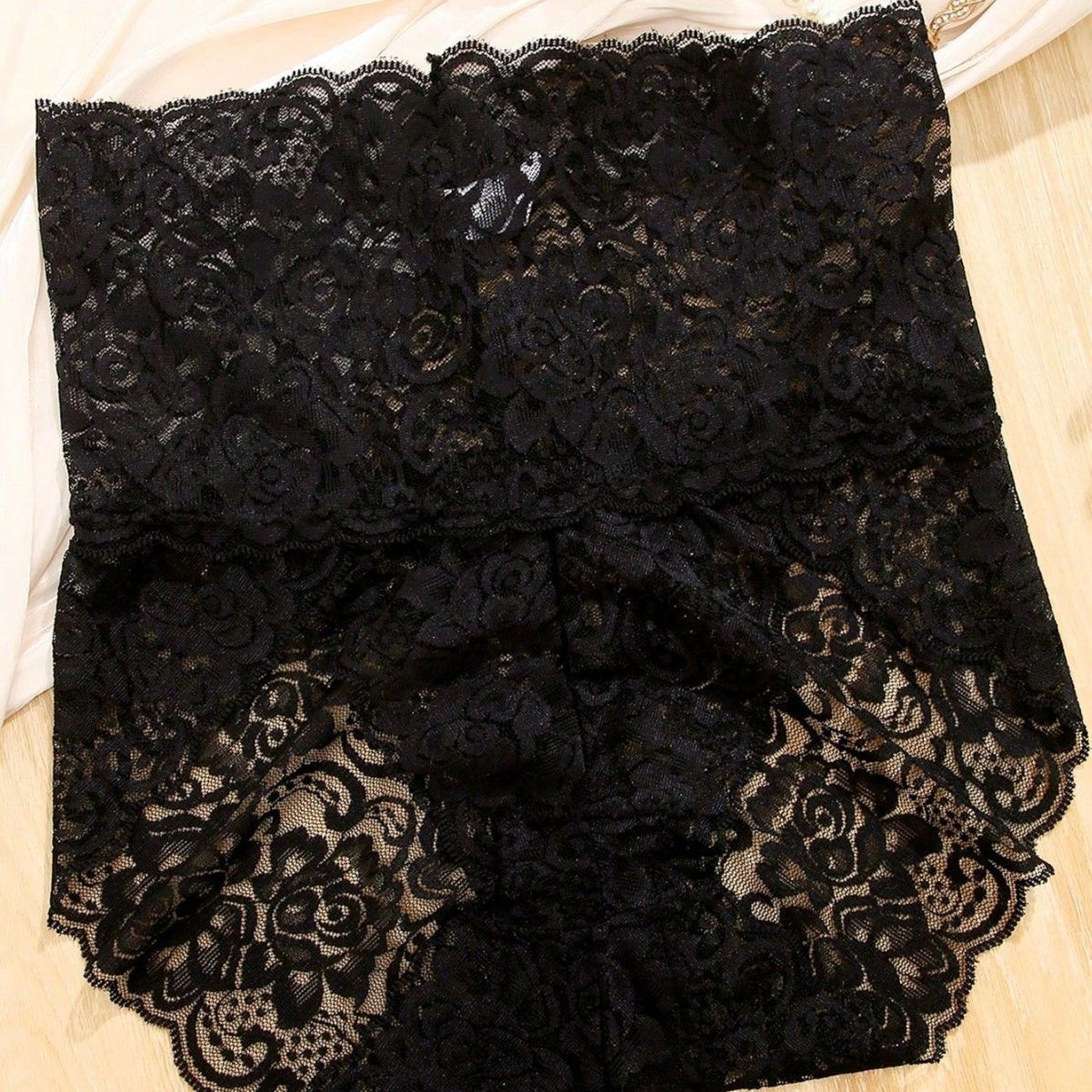 Clothes > Women's Clothing > Bottoms > Shorts  Sexy high-waisted underwear for women thin hollow lace shorts shorts slim splicing suit