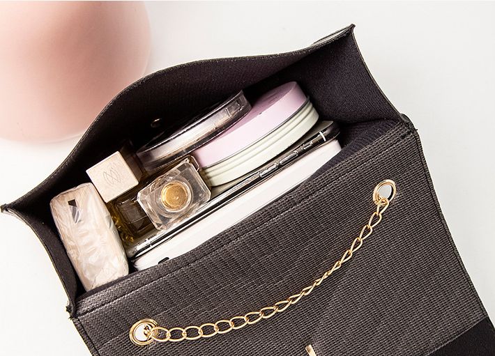 Bags > Women's Bags > Shoulder Bags  ladies handbags fashion women's bag Korean style crossbody small square bag V-pattern plastered pillow bag