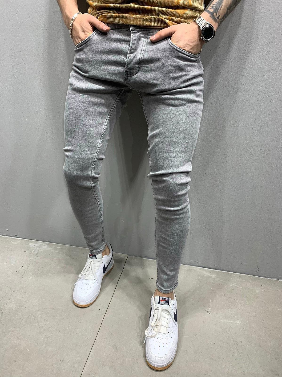 Clothes > Women's Clothing > Bottoms > Jeans  High quality European and American men's stretch tight feet slim jeans trousers classic four colors
