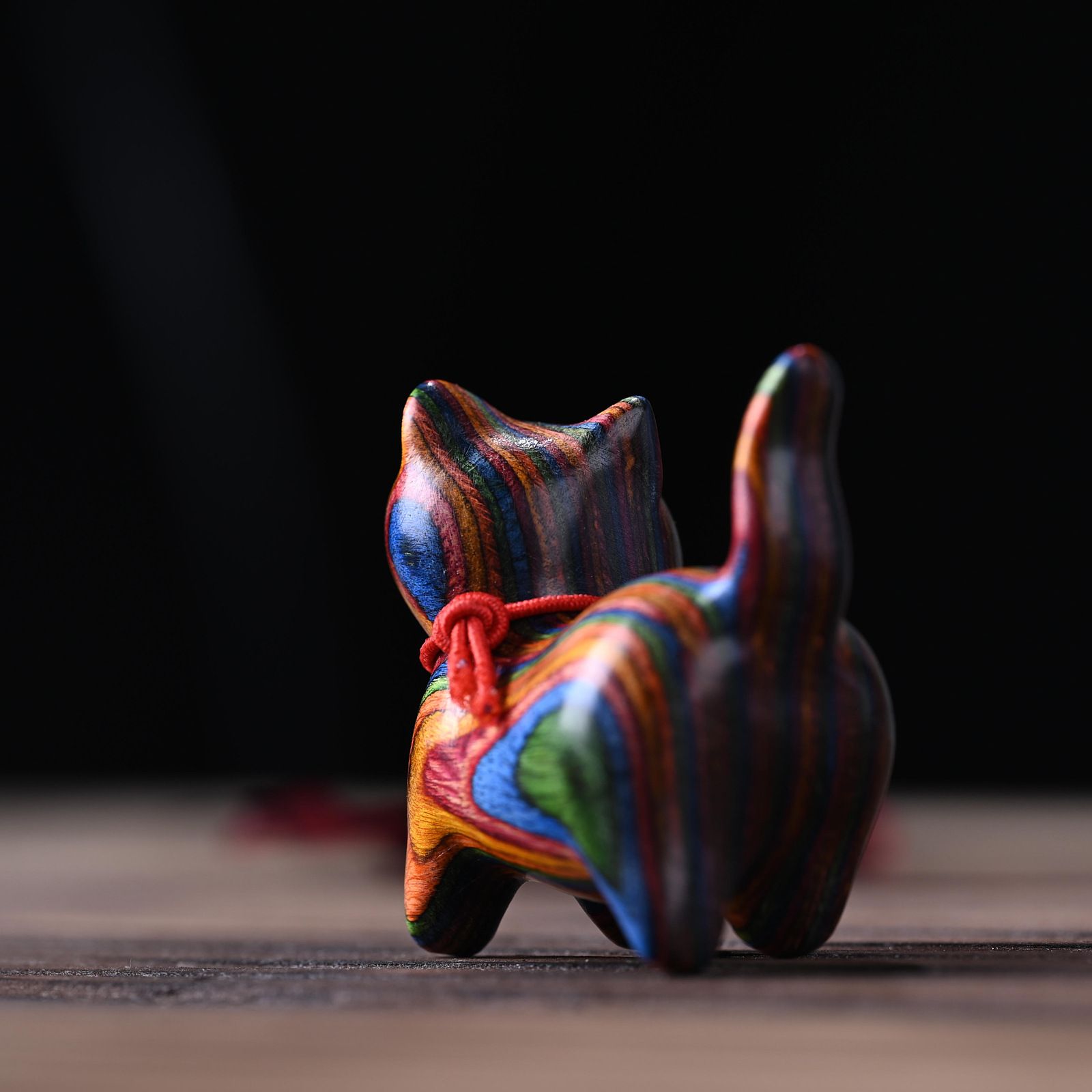 Home & Kitchen > Home Decor > Home Decor Accents > Sculptures Wood Carving Kitten Decorative Ornament 4.3cm