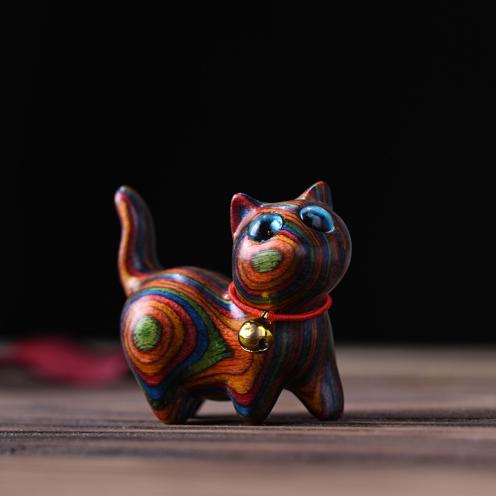 Home & Kitchen > Home Decor > Home Decor Accents > Sculptures Wood Carving Kitten Decorative Ornament 4.3cm