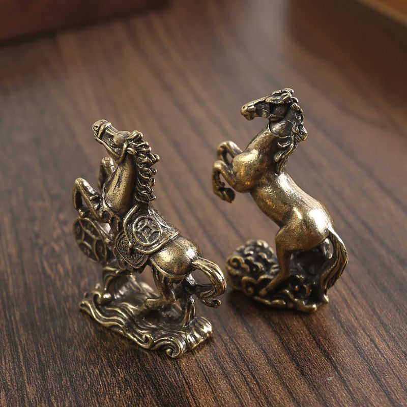Home & Kitchen > Home Decor > Home Decor Accents > Sculptures Brass Horse Ornament Desktop Gift 5cm