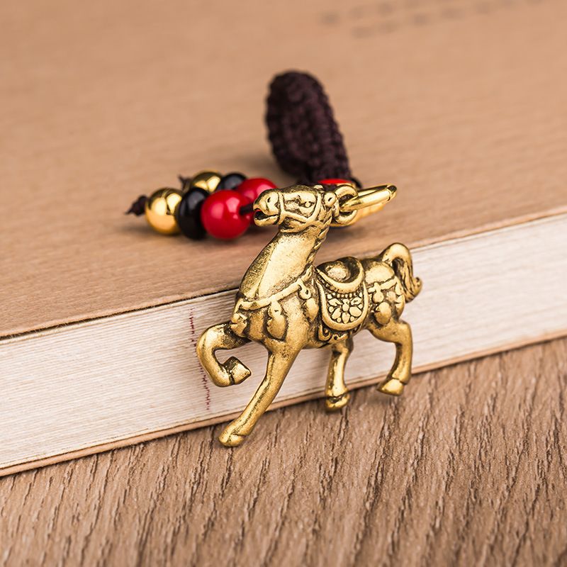 Home & Kitchen > Home Decor > Home Decor Accents > Sculptures  Horse Zodiac Key Pendant Gift Small Decoration 2pcs
