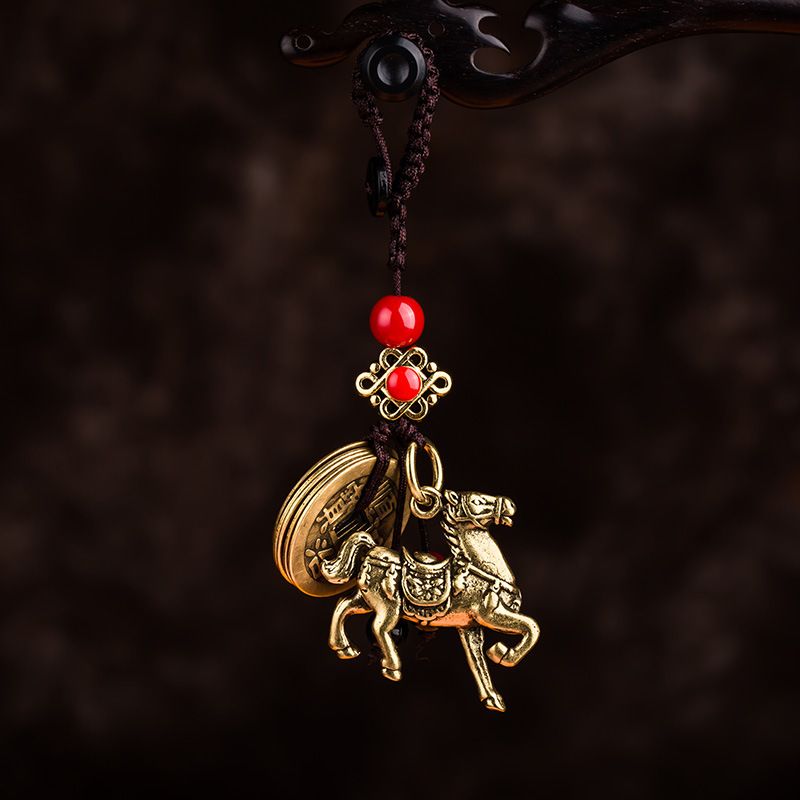 Home & Kitchen > Home Decor > Home Decor Accents > Sculptures  Horse Zodiac Key Pendant Gift Small Decoration 2pcs