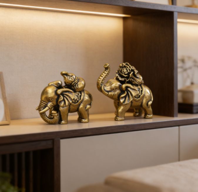Home & Kitchen > Home Decor > Home Decor Accents > Sculptures Decoration Elephant Made Of Brass 3.4cm 2pc