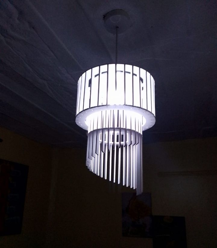 Double hanging lampshade light comes with free colour changing bulb