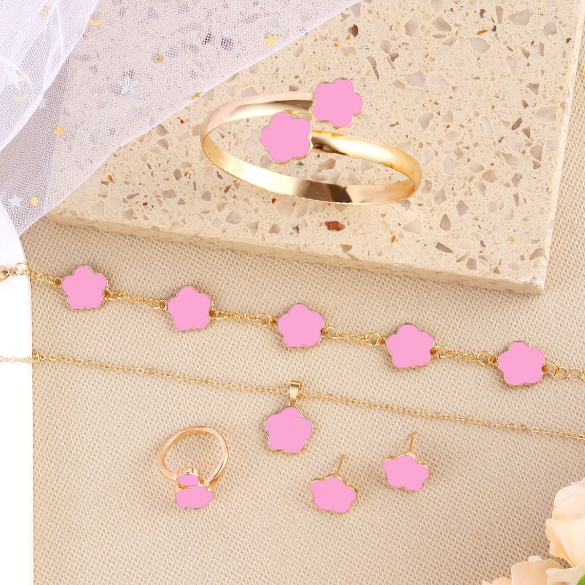 1Set Five-petal Flower  Jewelry Set Women Simple Oil Drip Lucky Flower Necklace Party Jewelry Earrings Decor A-2049-2056-1