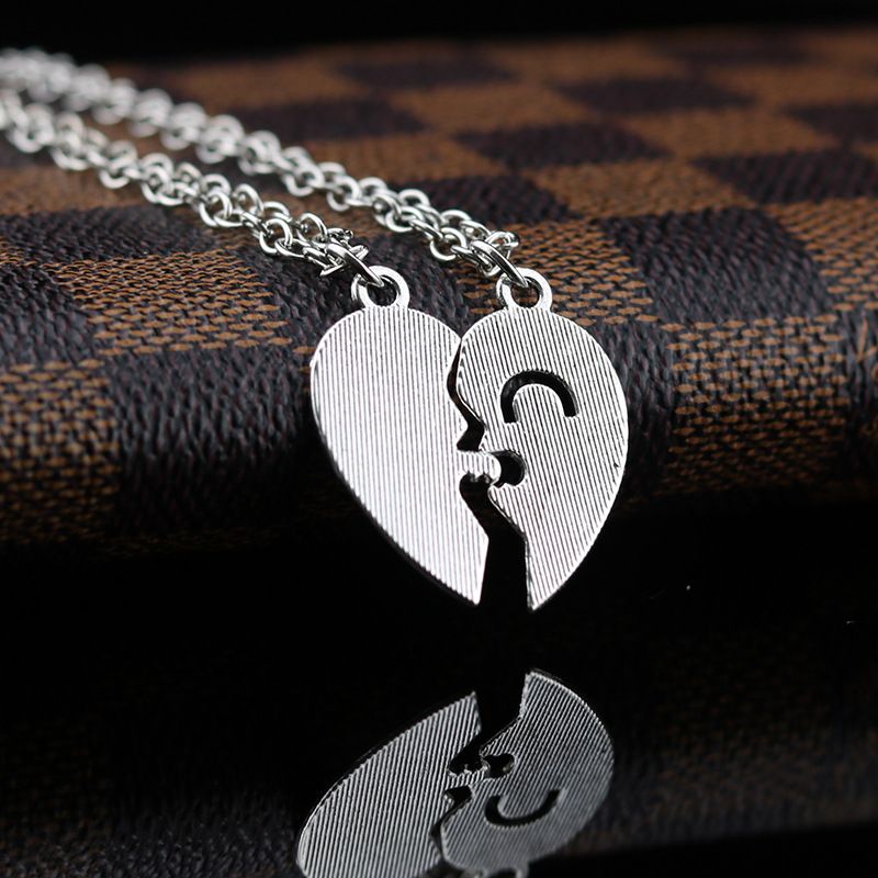 Romantic Best Friends Honey Love Couple Pendant Necklace 2 Pcs/Set Rainbow Broken Heart Good Friends Friendship Jewelry Gift XL--112