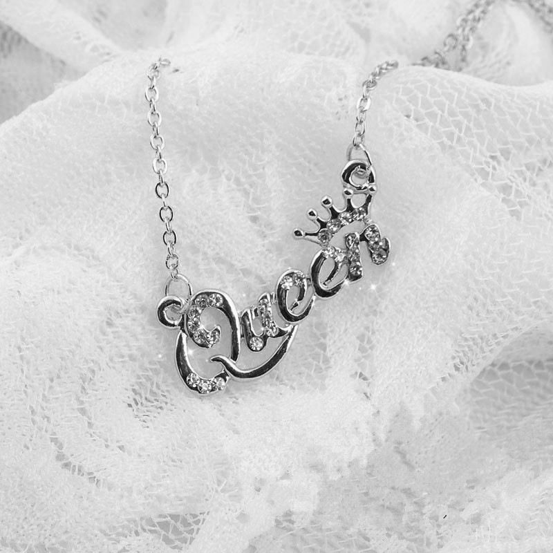 New Fashion Luxury Gold-Color Queen Crown Chain Necklace Alloy Women Jewelry Birthday Present Gifts XL-44