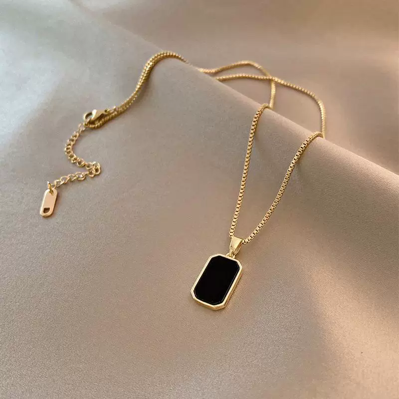 Stainless Steel Minimalist Rectangular Pendant Korean Black Epoxy Women's Gold Necklace Exquisite Long Jewelry Gift A-1667
