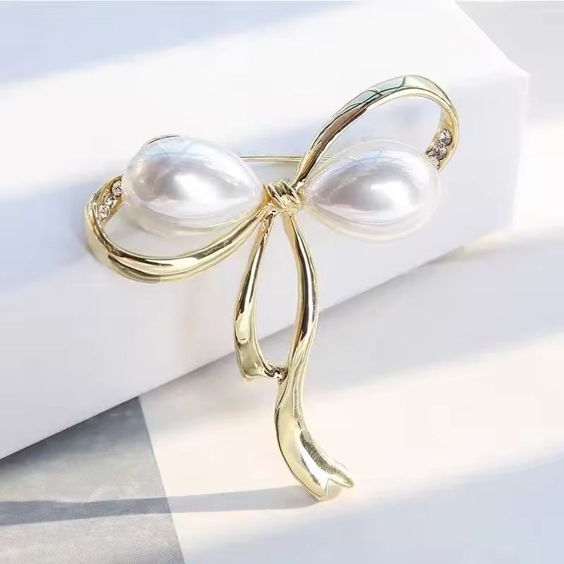 Vintage Gold Color Baroque Bowknot Pearl Brooch Pin Pearl Woman Party Retro Corsage Brooches Accessories A-2138