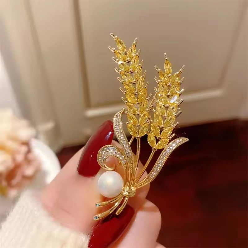 Luxury Yellow Crystal Rhinestone Wheat Ear Brooches Collar Pins for Women Men Party Wedding Jewelry A-2058