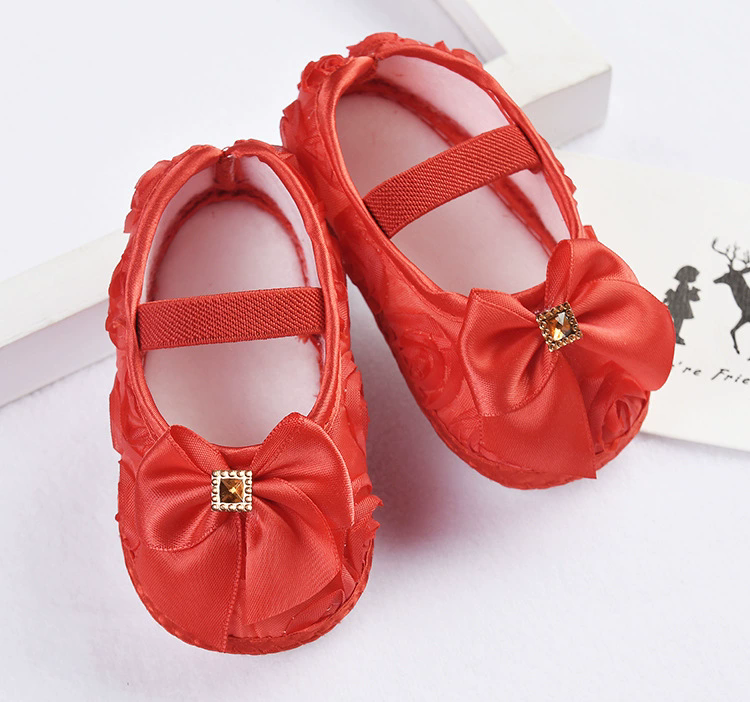 0-18M Baby Girls Shoes High Quality Cloth Baby Shoes Pink Gray White Purple Newborn Crib Shoes Bow Anti-Slip Toddler Prewalkers