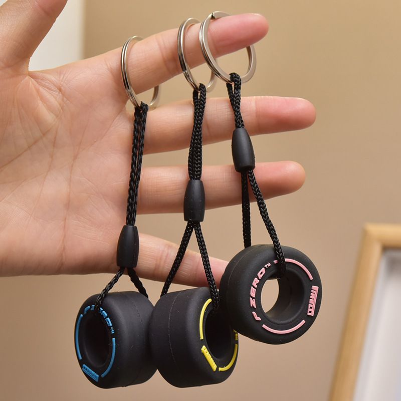 New Fashion Simulation Cartoon Small Tire Keychain Creative Car Bag Key Ring Pendant Gift For Car Lovers A-1506
