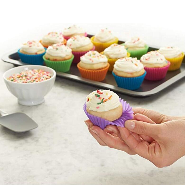 12pcs Heat resistant household oven baking tools silicone muffin cup jelly cup round hair cake small cake mold & E-775