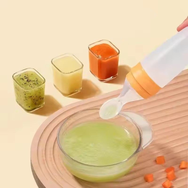 90ml Silicone Baby Feeding Bottle With Spoon Food Supplement Rice Cereal Bottle Baby Squeeze Spoon Silica Gel Spoon
M--35